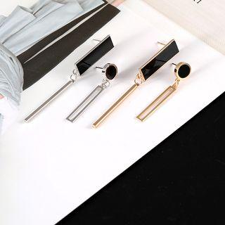 Non-matching Alloy Bar Dangle Earring