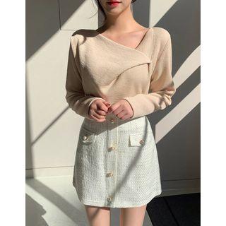 Fold V-neck Rib-knit Top