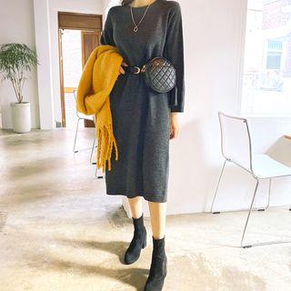 Loose-fit Midi Knit Dress