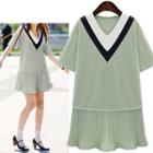 V-neck Accordion Hem Short-sleeve Dress