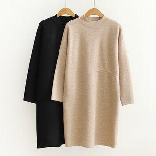 Long Sleeve Loose-fit Crewneck Dress