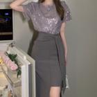 Short-sleeve Floral T-shirt / A-line Skirt