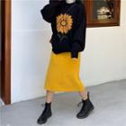 Flower Pattern Round Neck Sweater / Plain Midi Skirt