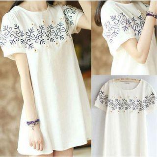 Short-sleeve Floral Embroidery A-line Mini Dress