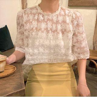 Short-sleeve Floral Lace Top White - One Size