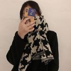 Houndstooth Scarf As Shown In Figure - One Size