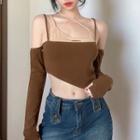 Cold-shoulder Two-tone Cropped T-shirt