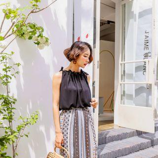 Halter-neck Sleeveless Shirred Top