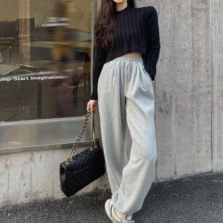 Mock-neck Cropped Sweater / Sweatpants