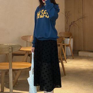Lettering Pullover / Dotted Midi A-line Skirt