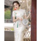 Short-sleeve Flower Embroidered Lace Qipao