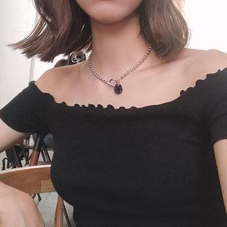 Off Shoulder Short-sleeve Crop Top / Crop Cargo Pants