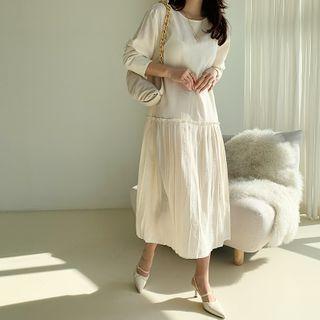 Pleat-hem Plain Maxi Dress