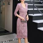 3/4-sleeve V-neck Sheath Lace Dress