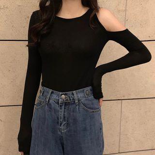 Off-shoulder Slim-cut Top / Wide Leg Pants