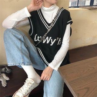 Plain Long-sleeve T-shirt / Lettering Knit Vest