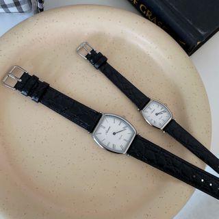 Retro Genuine Leather Bracelet Watch