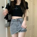 Short-sleeve Cropped T-shirt / Denim Skort