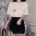Printed Short-sleeve T-shirt / Mini Pencil Skirt