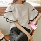 Piped Petal-sleeve T-shirt
