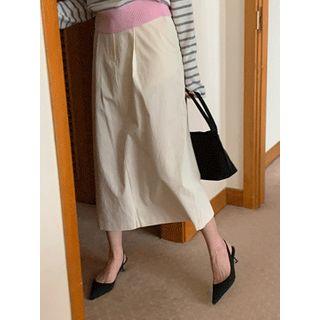 Pintuck-trim Long H-line Skirt