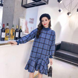 Plaid Ruffle-hem Pullover Dress