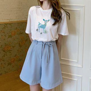 Short-sleeve Print T-shirt / Plain Shorts