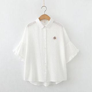 Short-sleeve Applique Ruffle Blouse