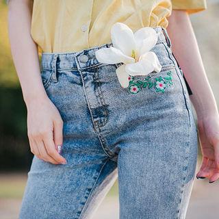Flower-embroidered Washed Straight-cut Jeans