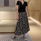 Short-sleeve Plain Top / Flower Printed Skirt