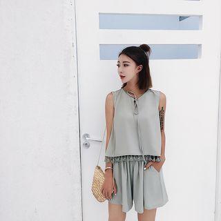 Set: Sleeveless Tasseled Top + Shorts