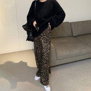 Plain Sweater / Leopard Print Straight Leg Pants