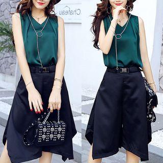 Set: Plain V-neck Sleeveless Top + Culottes