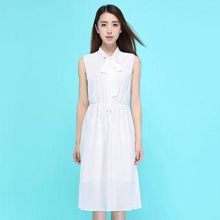 Sleeveless Tie-neck Chiffon Dress