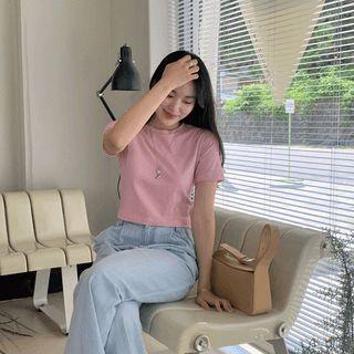 Plain Colored Crop T-shirt