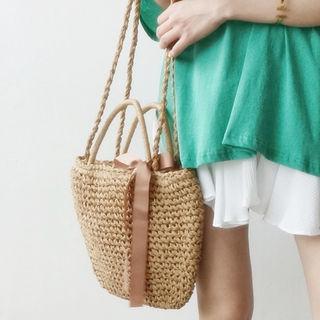 Bow Accent Rattan Shoulder Bag
