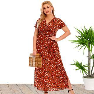 Plus Size Short Sleeve Deep V Neck Floral Print Slit A-line Dress