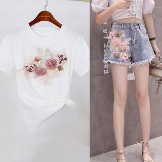 Flower T-shirt / Flower Denim Shorts