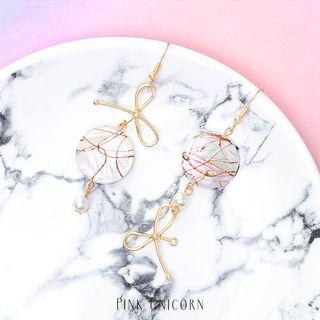Non-matching Shell Disc Dangle Earring
