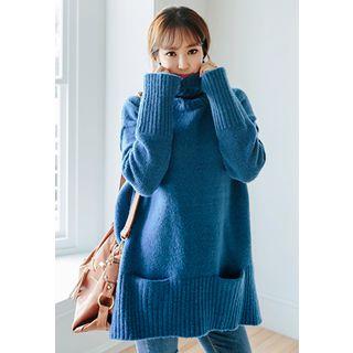 Turtle-neck Pocket-detail Knit Top