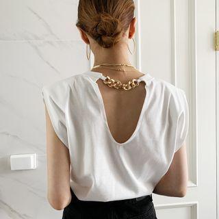 Sleeveless Chained Open-back Blouse