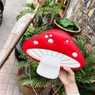 Chain Strap Mushroom Crossbody Bag Red - One Size