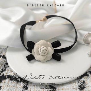 Rose Velvet Choker Black - One Size