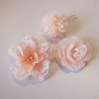 Set: Faux Pearl Flower Hair Stick + Hair Clip White - One Size