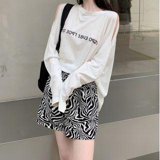 Long-sleeve Lettering T-shirt / Print Wide-leg Shorts