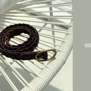 Oval-buckle Woven Cowhide Belt