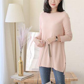 Round-neck Slit-side Lightweight Knit Top