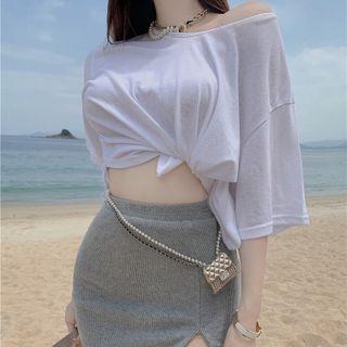 Elbow-sleeve T-shirt / Mini Pencil Skirt