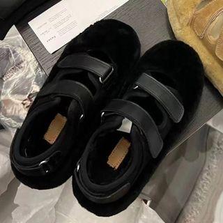 Adhesive Strap Fluffy Platform Shoes