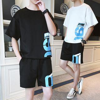 Set: Elbow-sleeve Print T-shirt + Shorts
